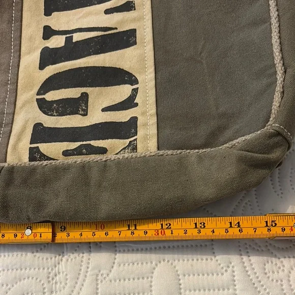 Unisex Vintage Canvas Tote Bag - Army Green and Tan - Picture 3 of 8